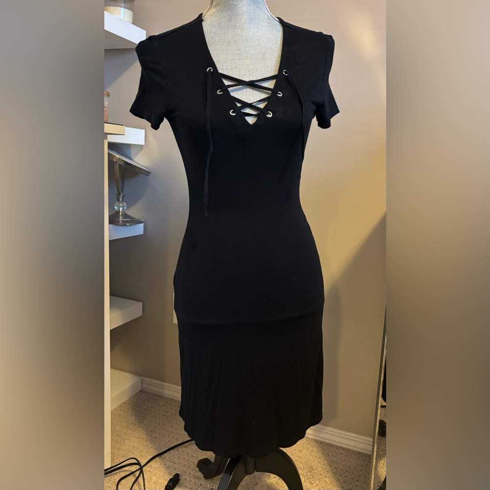 Garage Black Sheath Midi Dress with V-Neck